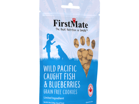 FirstMate Wild Pacific Caught Fish With Blueberry Treats for Dogs Supply